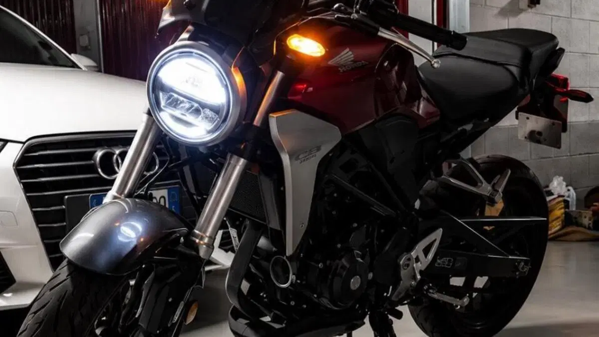 Honda CB 300 R (2018 - 19)  (3)