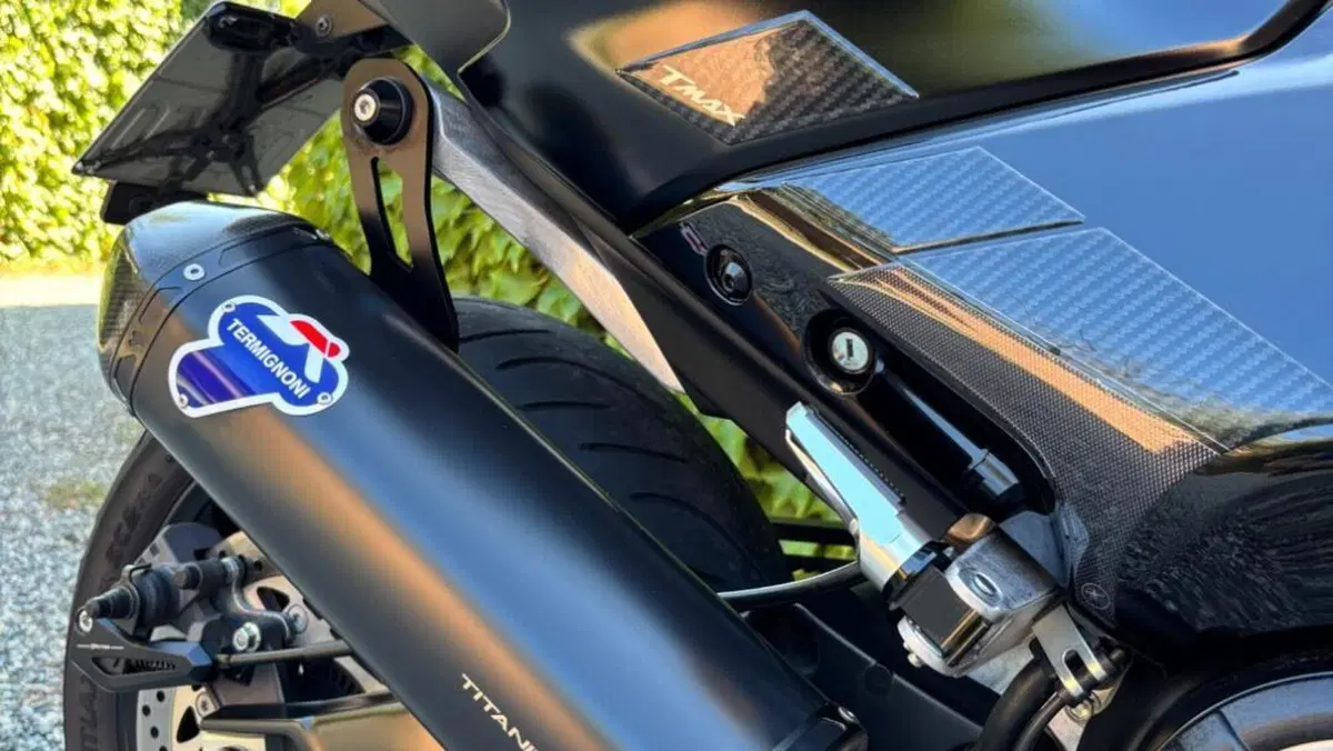 Yamaha T-Max 560 Tech Max (2022 - 24)  (9)