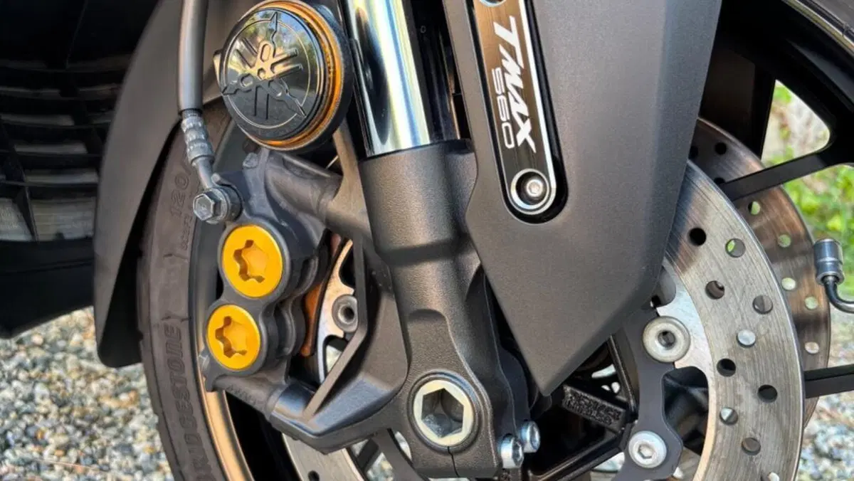 Yamaha T-Max 560 Tech Max (2022 - 24)  (13)