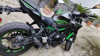 Kawasaki Z 650 (2021 - 24) usata