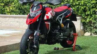 Ducati Hypermotard 950 RVE (2022 - 25) usata