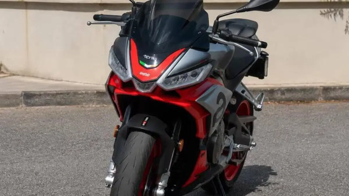 Aprilia Tuono 660 (2021 - 25)  (2)