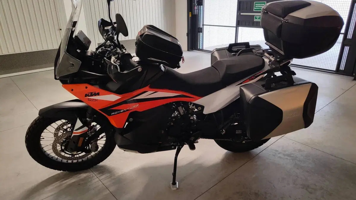 KTM 890 Adventure (2023 - 26)  (4)