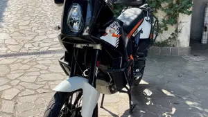 KTM 990 Adventure R (2009 - 11)  (9)