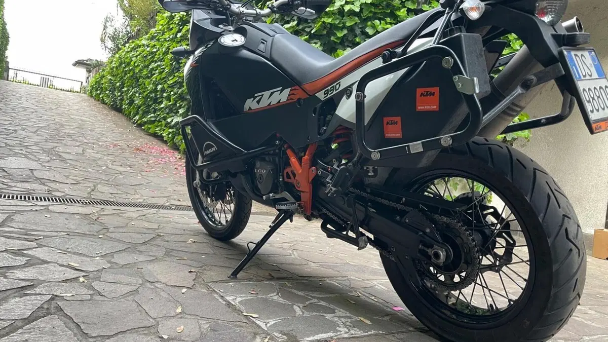 KTM 990 Adventure R (2009 - 11)  (11)