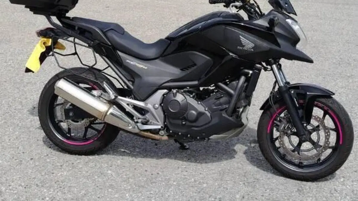 Honda NC 750 X ABS (2014 - 15)  (2)