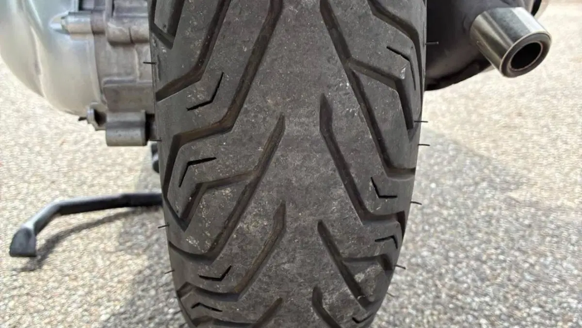 Vespa GTS 300 ABS (2014 - 16)  (9)