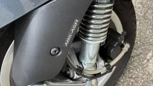 Vespa GTS 300 ABS (2014 - 16)  (7)