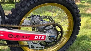 Honda CRF 400RX Enduro Special (2023)  (9)