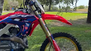 Honda CRF 400RX Enduro Special (2023)  (13)