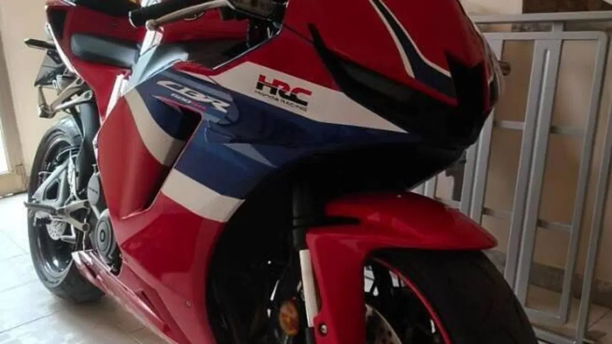 Honda CBR 600 RR (2024 - 26)  (5)