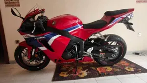 Honda CBR 600 RR (2024 - 26)  (9)