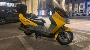 Suzuki Burgman UH 150 (2002 - 06)  (2)