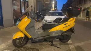 Suzuki Burgman UH 150 (2002 - 06)  (3)