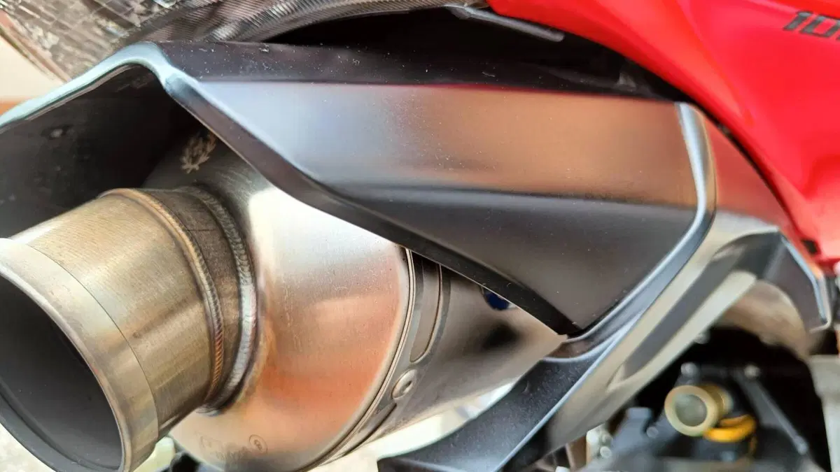 Honda CBR 1000 RR Fireblade (2006 - 07)  (7)