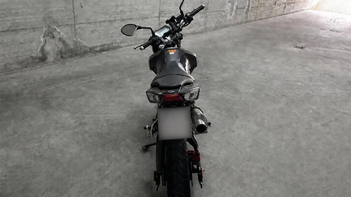 Benelli Tornado Naked T 125 (2017 - 20)  (2)