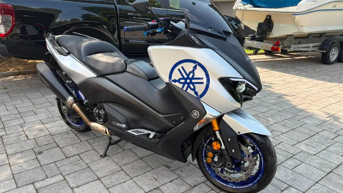 Yamaha T-Max 530 (2017 - 19)  (4)