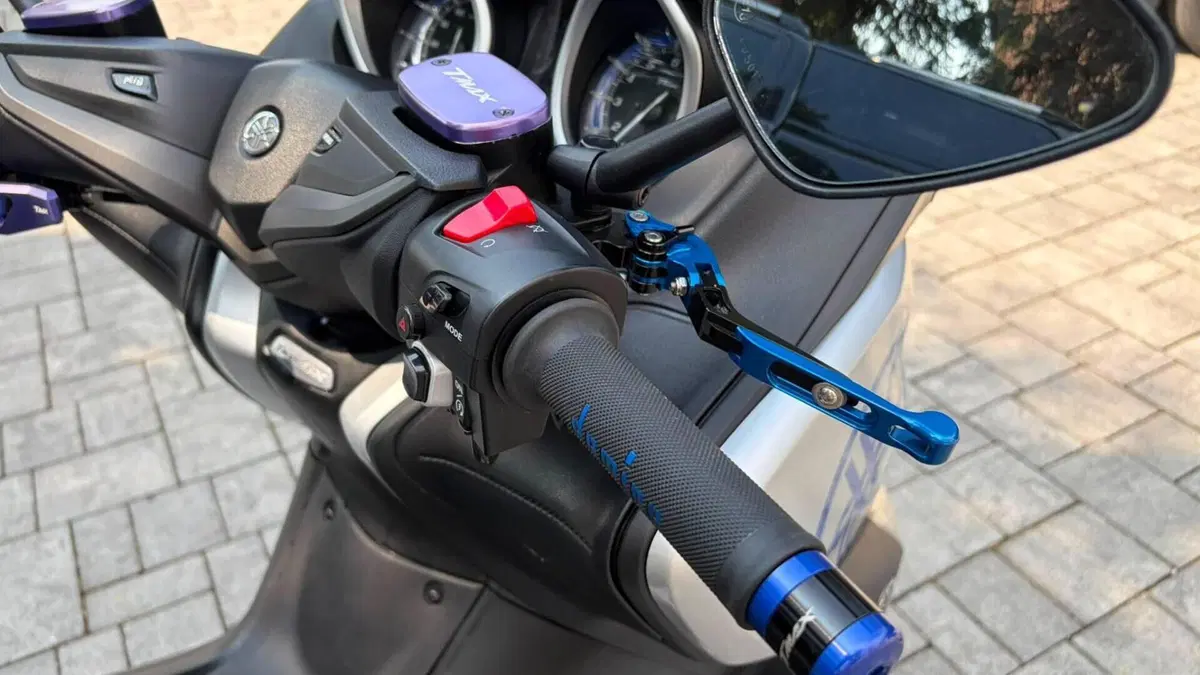Yamaha T-Max 530 (2017 - 19)  (7)
