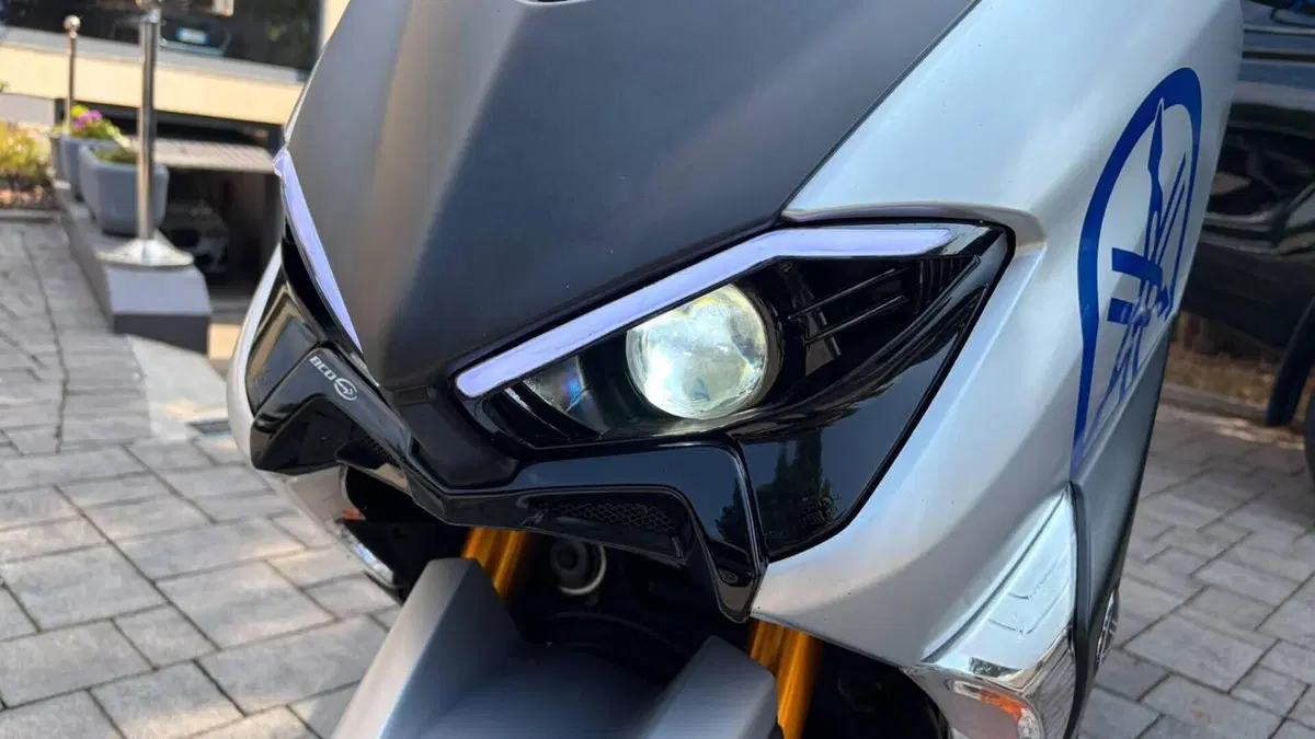 Yamaha T-Max 530 (2017 - 19)  (10)