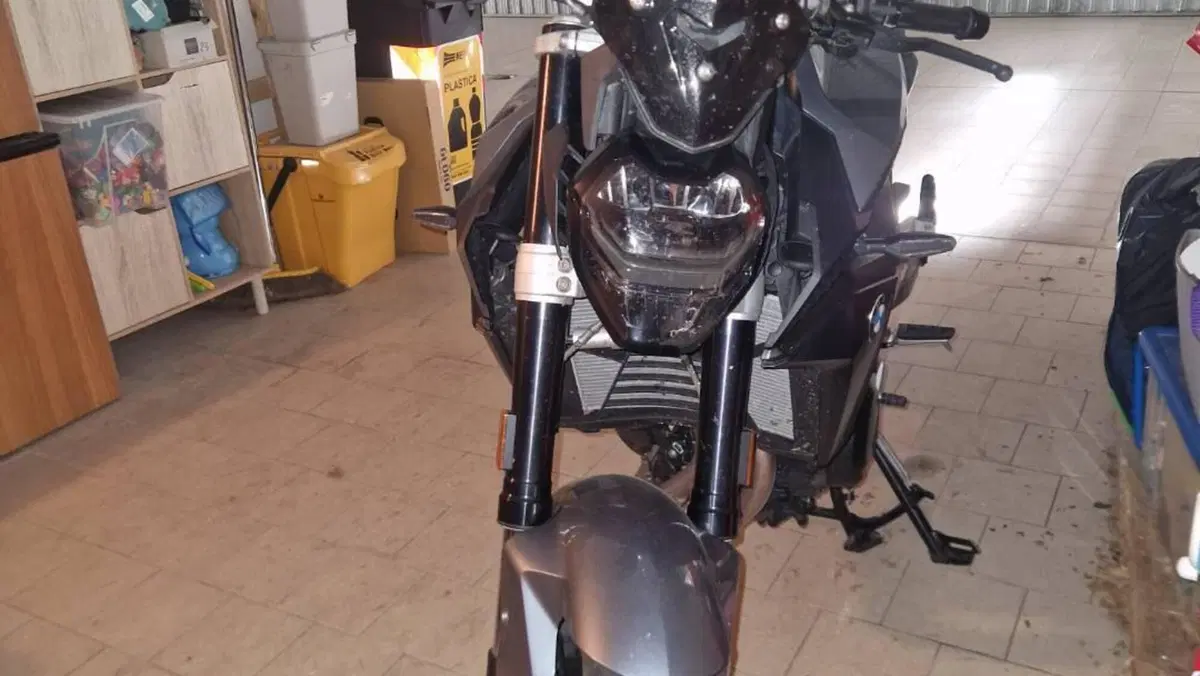 Bmw F 900 R (2021 - 24)  (2)