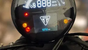 Triumph Trident 660 (2021 - 24)  (13)