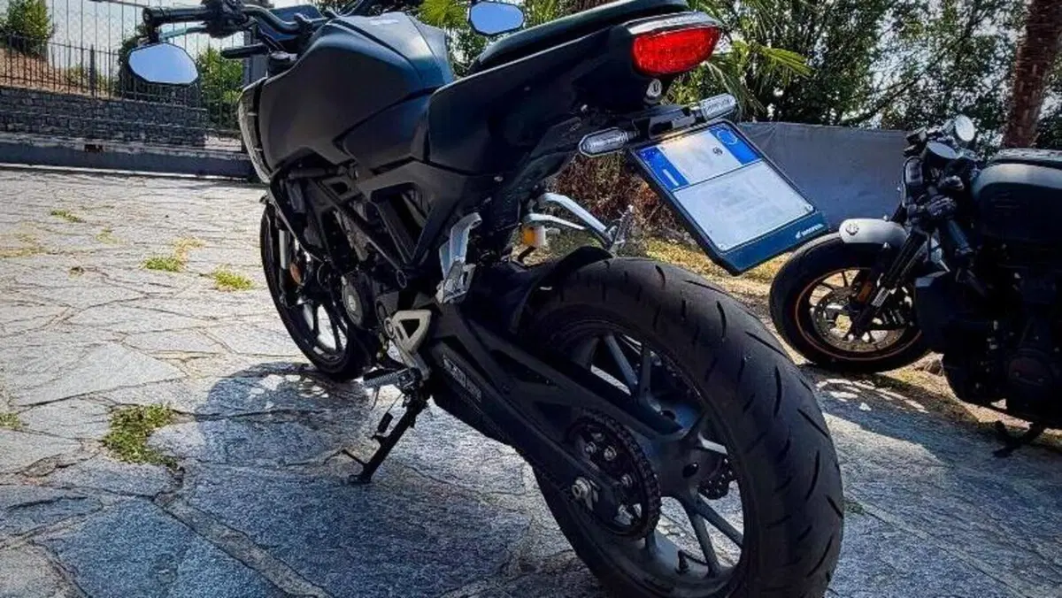 Honda CB 125 R (2024 - 26)  (3)