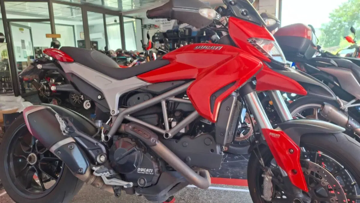 Ducati Hypermotard 821 (2013 - 15)  (3)
