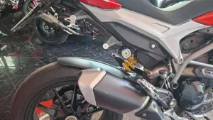 Ducati Hypermotard 821 (2013 - 15)  (5)