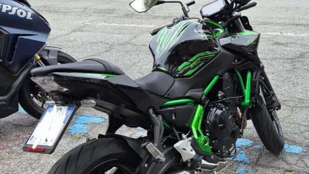 Kawasaki Z 650 (2025 - 26)  (2)