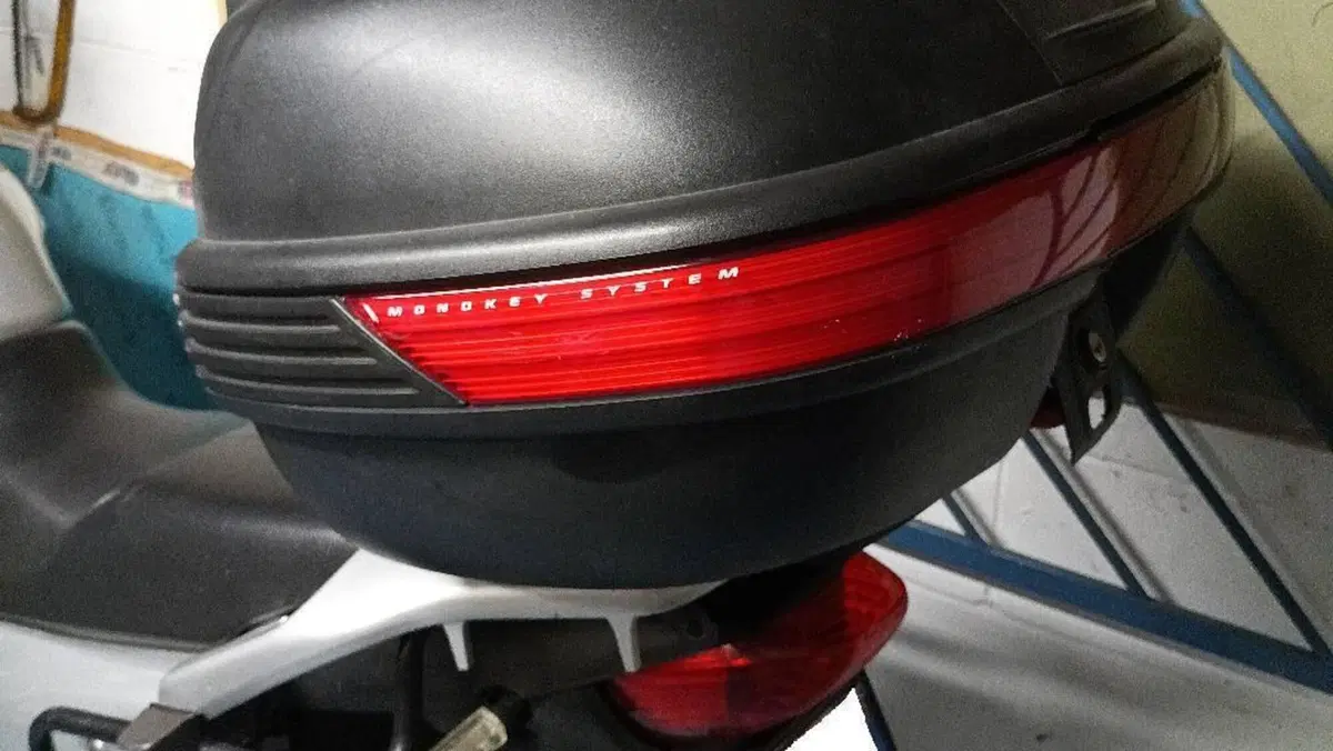 Honda Transalp XL 650V (2000 - 04)  (12)
