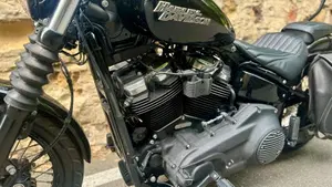 Harley-Davidson 107 Street Bob (2018 - 20) - FXBB  (6)