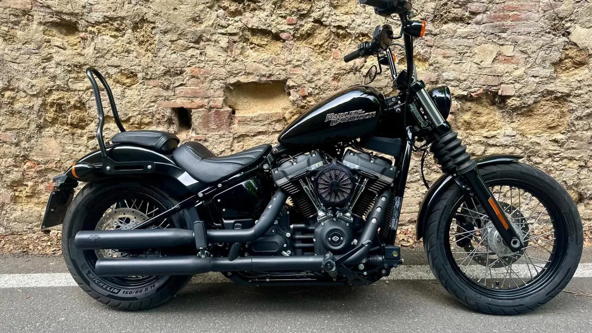 Harley-Davidson 107 Street Bob (2018 - 20) - FXBB  (2)