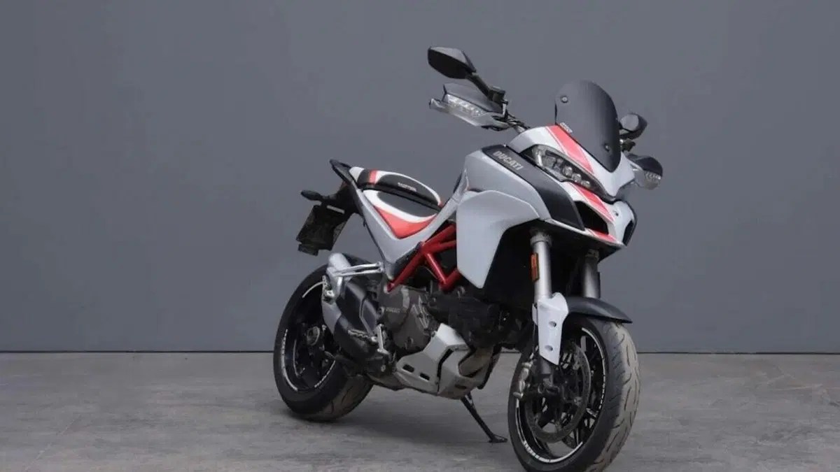 Ducati Multistrada 1200 S Pikes Peak (2016 - 17) 