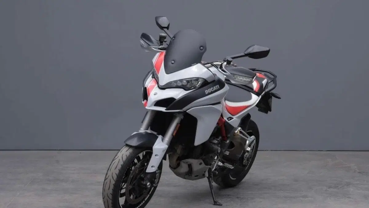 Ducati Multistrada 1200 S Pikes Peak (2016 - 17)  (2)