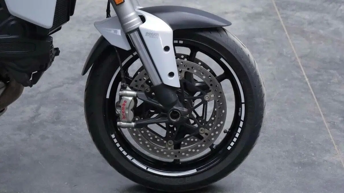 Ducati Multistrada 1200 S Pikes Peak (2016 - 17)  (10)