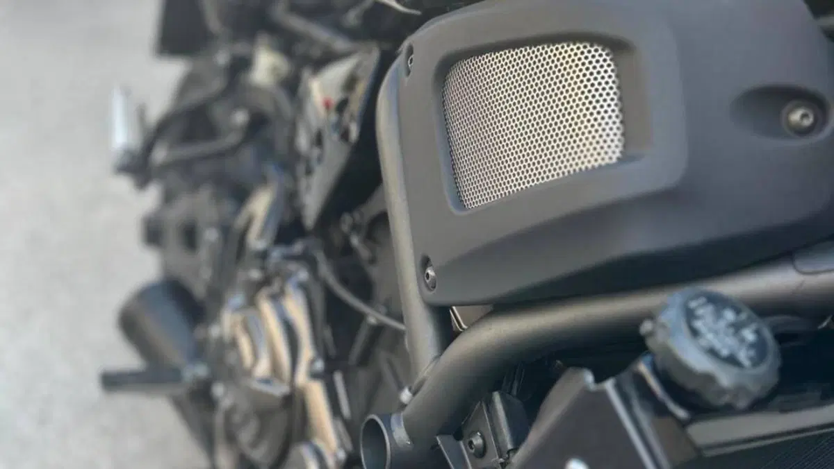 Yamaha XSR 700 ABS 60th Anniversary (2016 - 18)  (12)