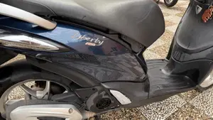 Piaggio Liberty 125 ABS (2017 - 20)  (7)