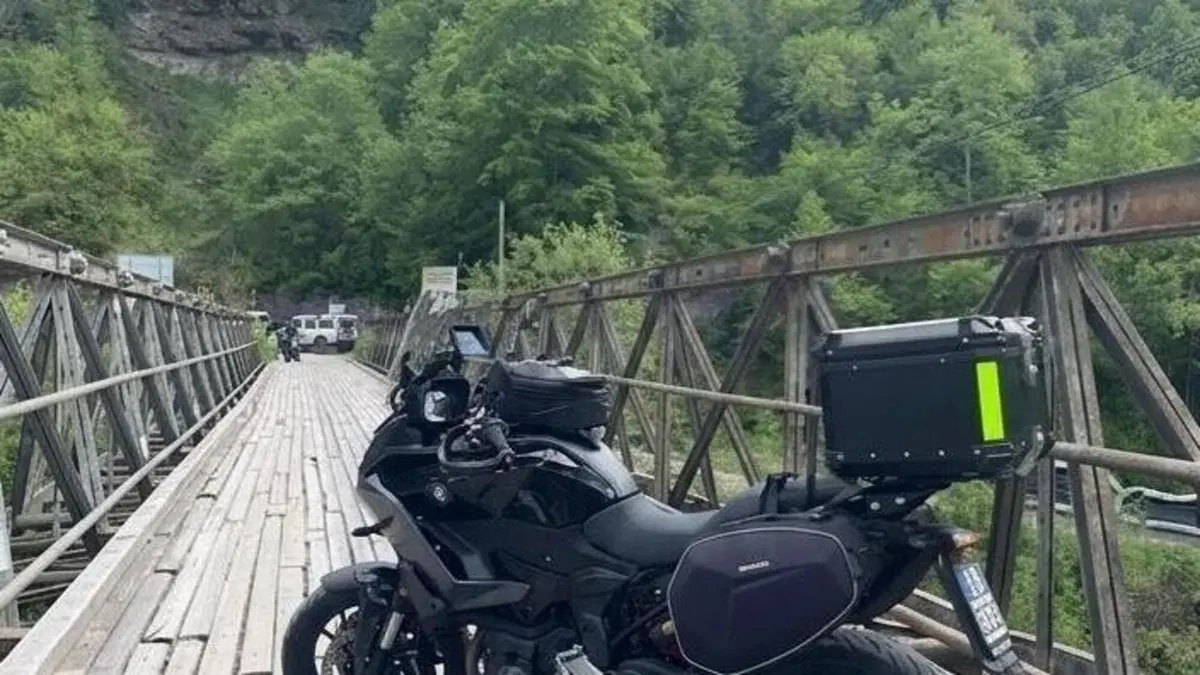 Bmw F 900 XR (2020 - 24)  (7)