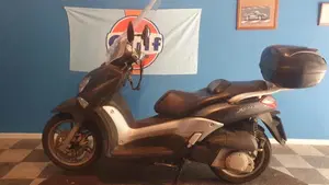 Yamaha X-City 250 (2006 - 16)  (2)