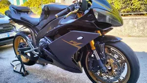 Yamaha YZF R1 (2007 - 08) 