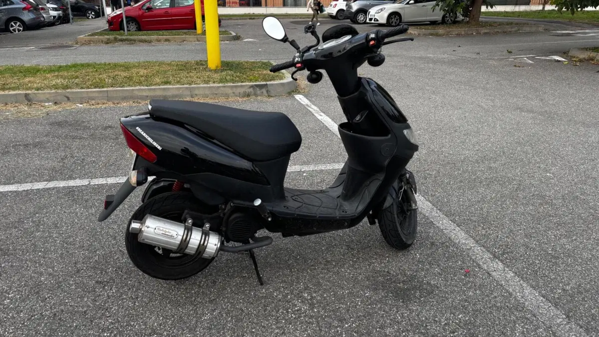 Keeway Motor Hurricane 50  (4)