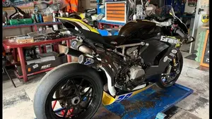 Ducati Panigale V2 (2021 - 24)  (2)