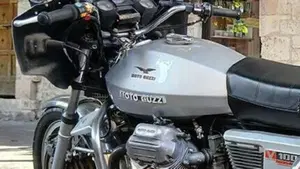 Moto Guzzi   (2)