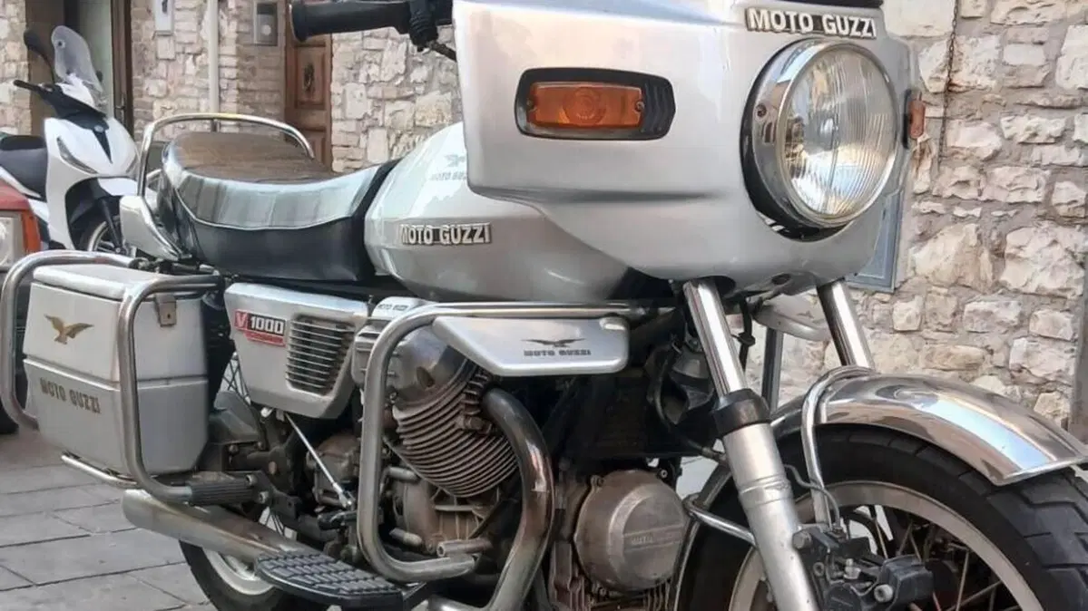 Moto Guzzi   (6)