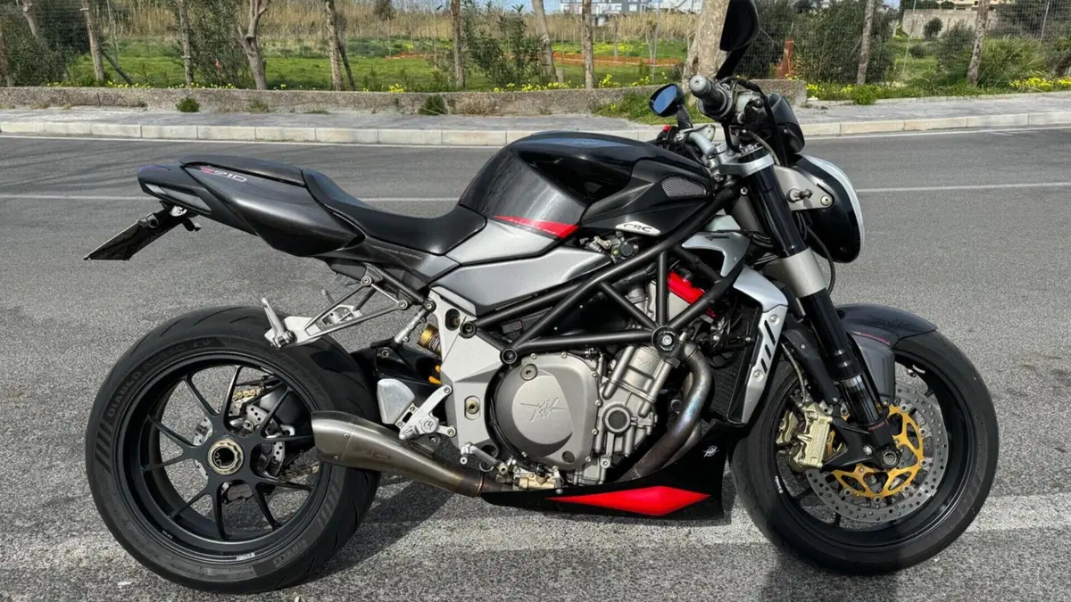 MV Agusta Brutale 910 R (2006 - 11) 