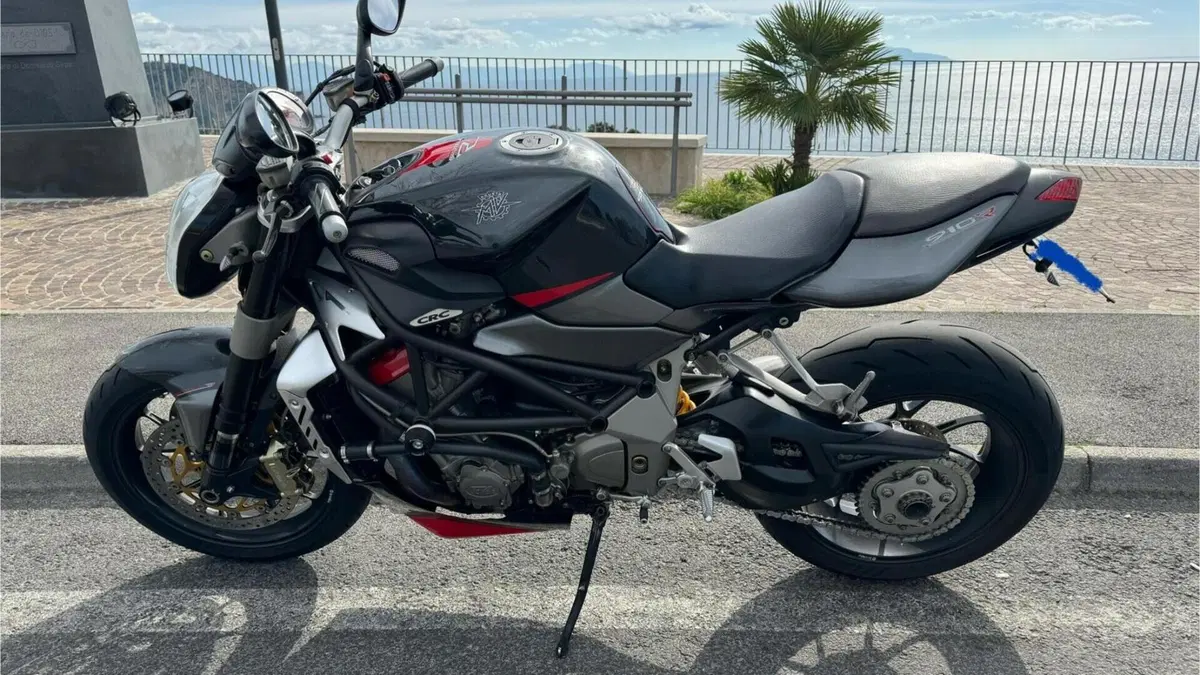 MV Agusta Brutale 910 R (2006 - 11)  (2)