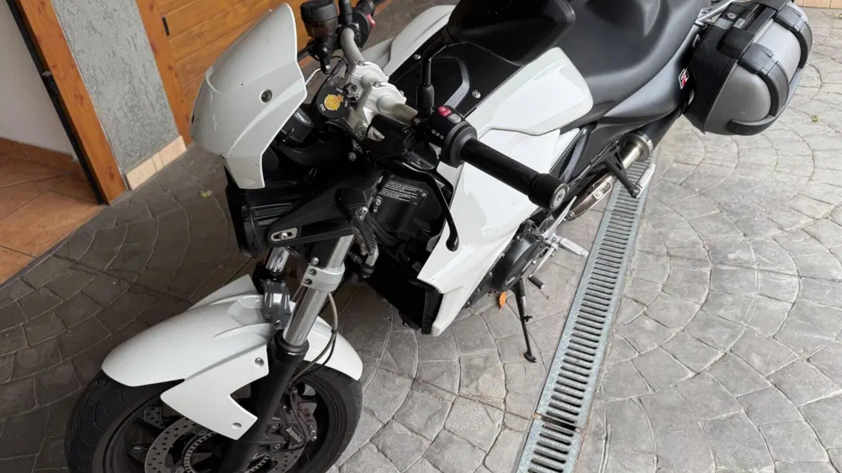 Bmw F 800 R (2012 - 14)  (7)
