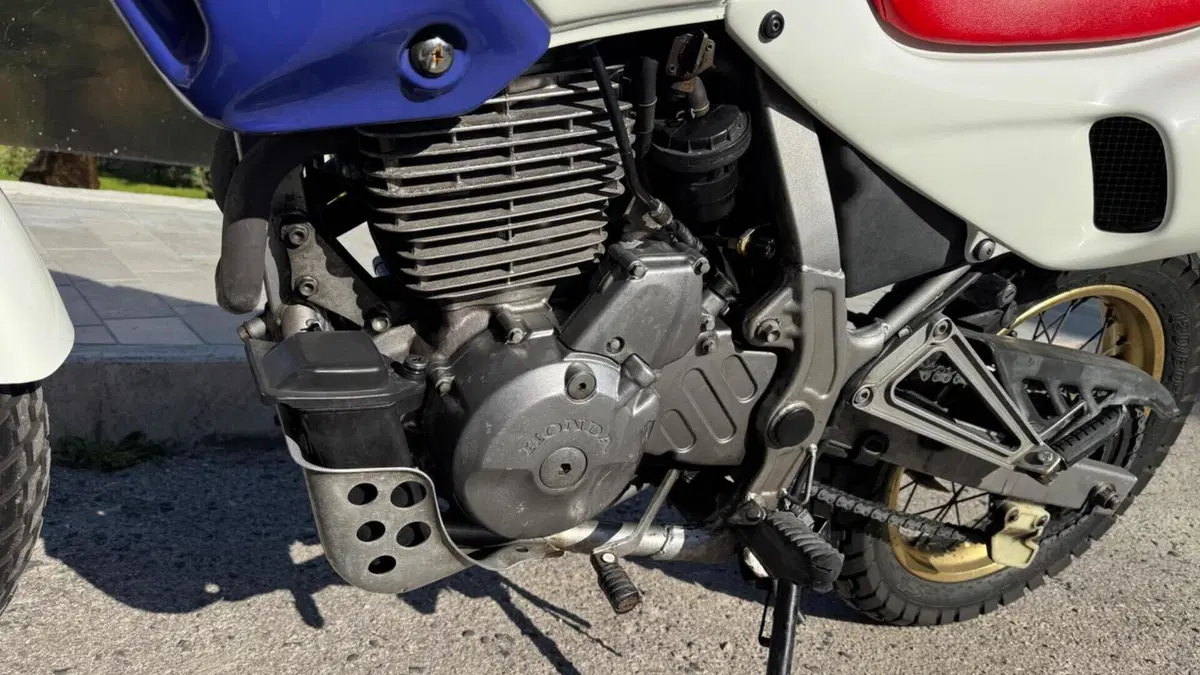 Honda NX 650 Dominator (1991 - 95)  (5)
