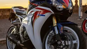 Honda CBR 1000 RR Fireblade (2008 - 11) usata
