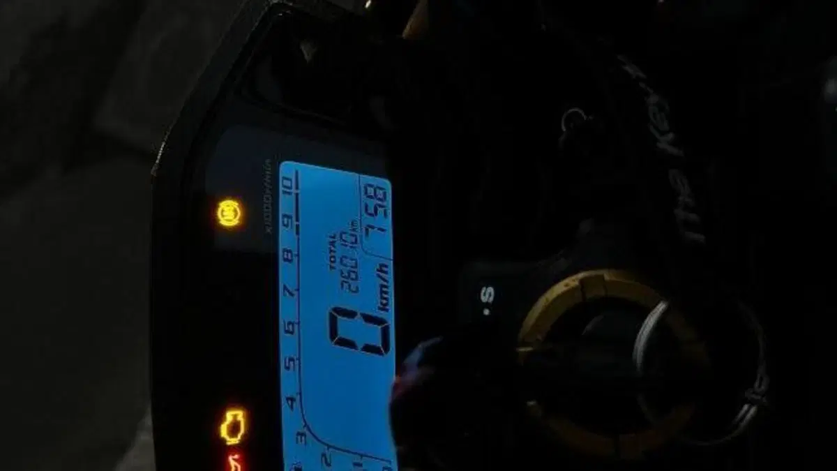 Honda CB 500 F ABS (2017 - 18)  (6)